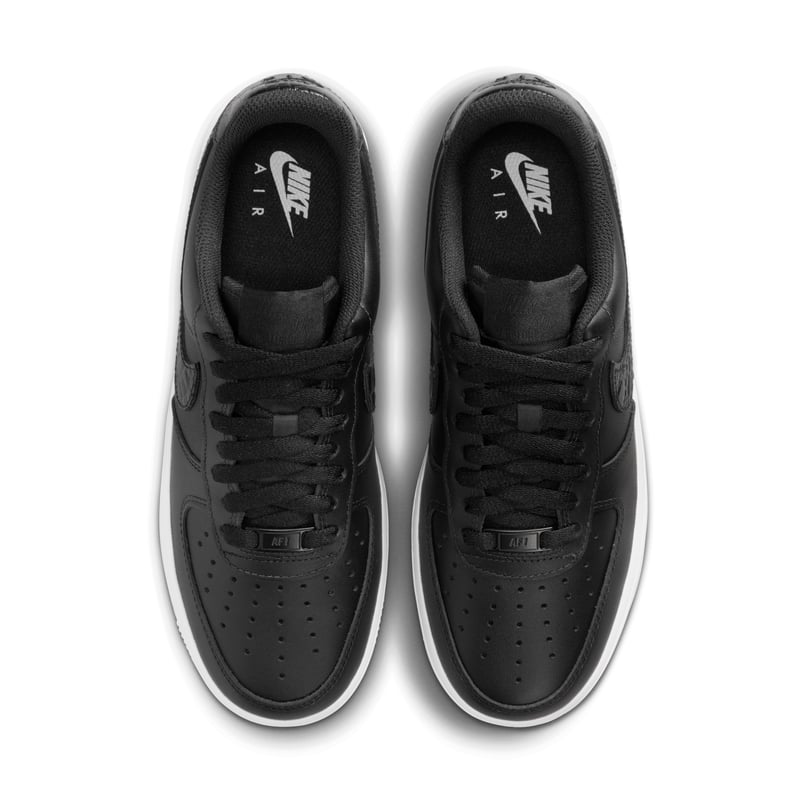 Zapatillas Nike Air Force 1 '07 SE "Black & White" | Mujer | Estilo deportivo | 03 | SPORTSHOWROOM
