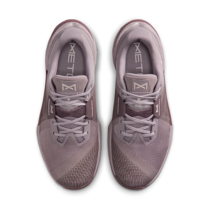 Nike Metcon 10 gym runners "Light Violet Ore & Tattoo" | Women | Training | 04 | SPORTSHOWROOM