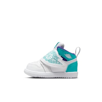 Sky Jordan 1 BQ7196-105