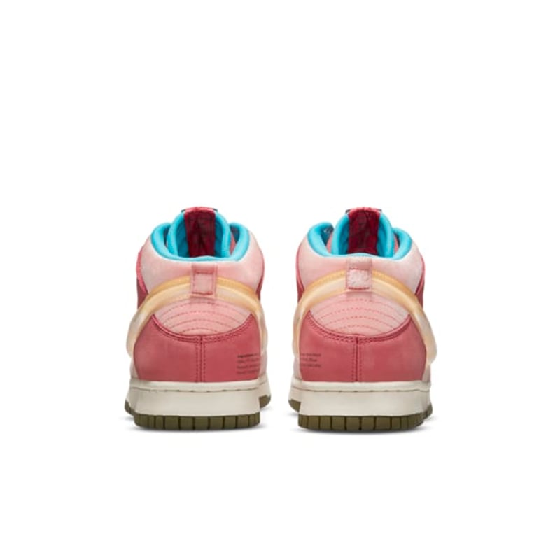 Nike Dunk Mid x Social Status DJ1173-600 06