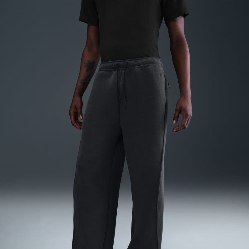 Nike Tech Fleece Loose-Fit HV6541-060 02