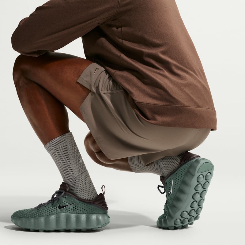 Sneakers Nike Mind 002 "Camo Green" | Muži | Sportstyle | 09 | SPORTSHOWROOM