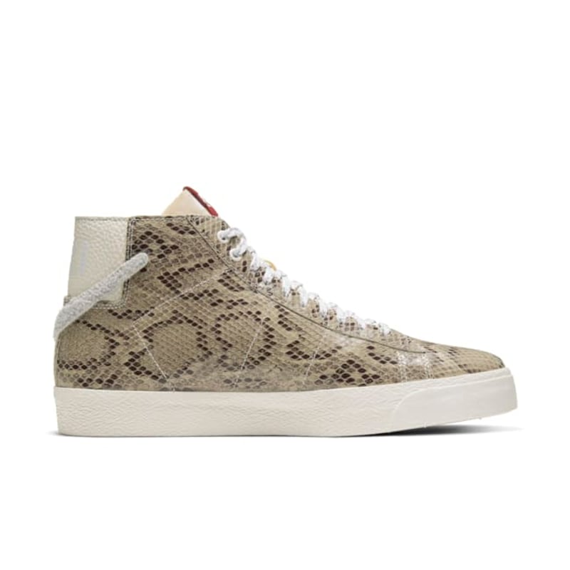 Nike SB Blazer Mid x Soulland CN4540-001 03