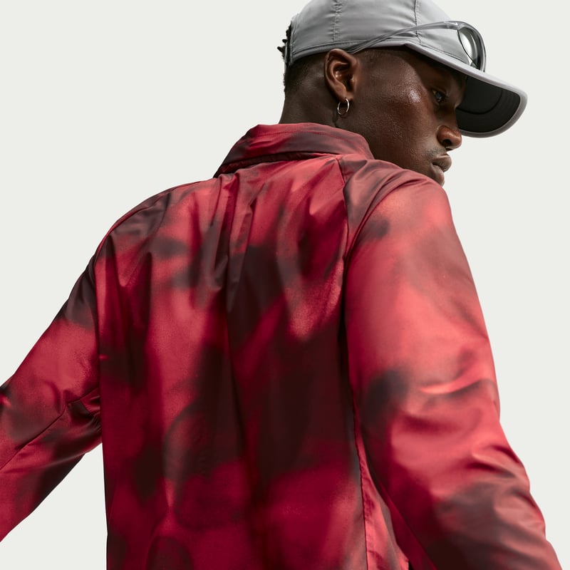 Chaqueta Nike Miler Repel UV "Light Crimson" | Hombre | Correr | 02 | SPORTSHOWROOM