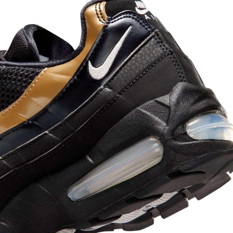 Sneakersy Nike Air Max 95 Big Bubble SE "Light Charcoal & Metallic Gold" | Kobiety | Sportstyle | 08 | SPORTSHOWROOM