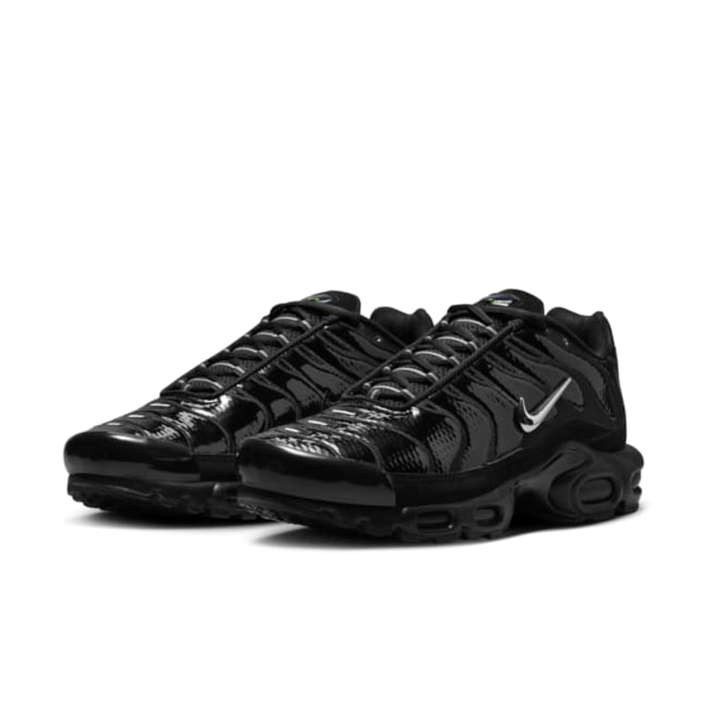 Nike Air Max Plus FJ2591-001 05