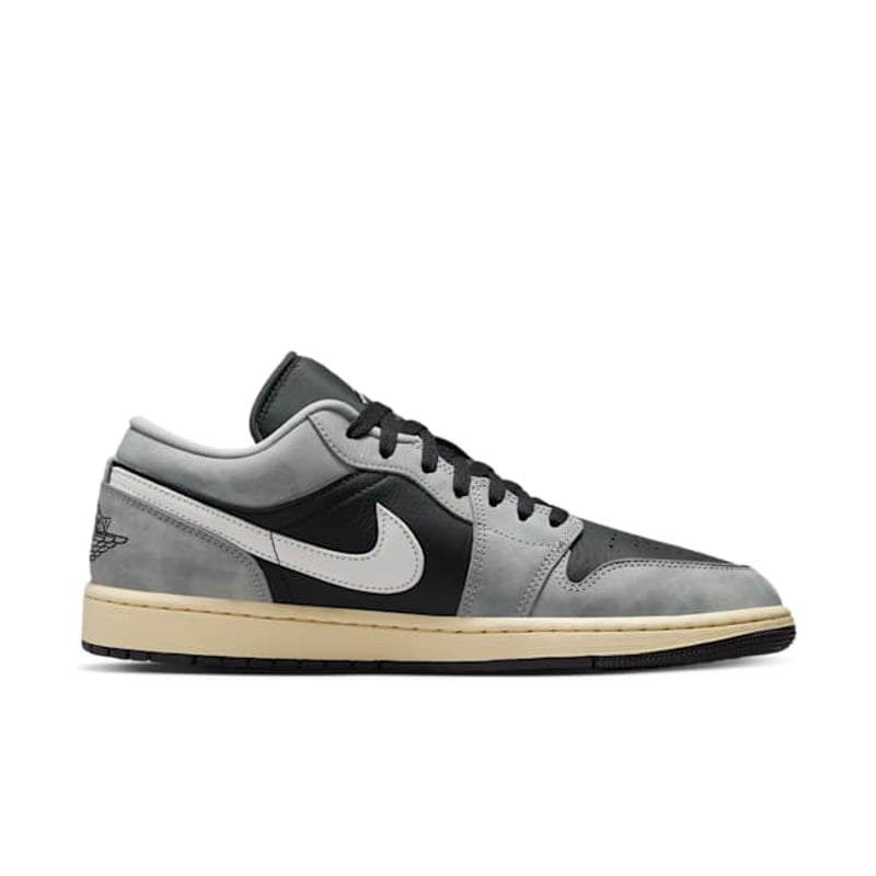 Jordan 1 Low HQ2010-012 03
