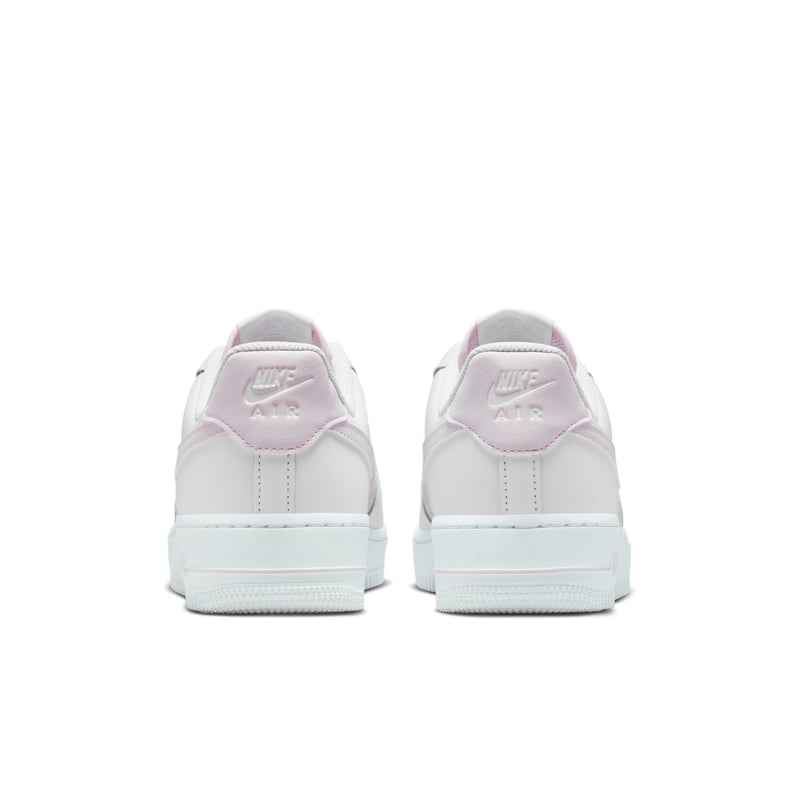 Nike Air Force 1 '07 SE Sneaker "White & Bleached Lilac" | Damen | Sportstyle | 06 | SPORTSHOWROOM