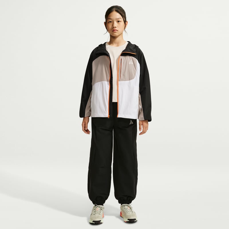 Nike ACG Five Towers Jacka "Black" | Barn | | 06 | SPORTSHOWROOM