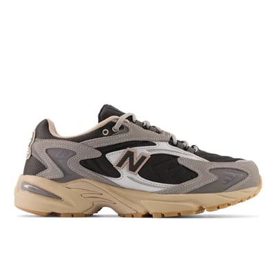 New Balance 725 ML725U