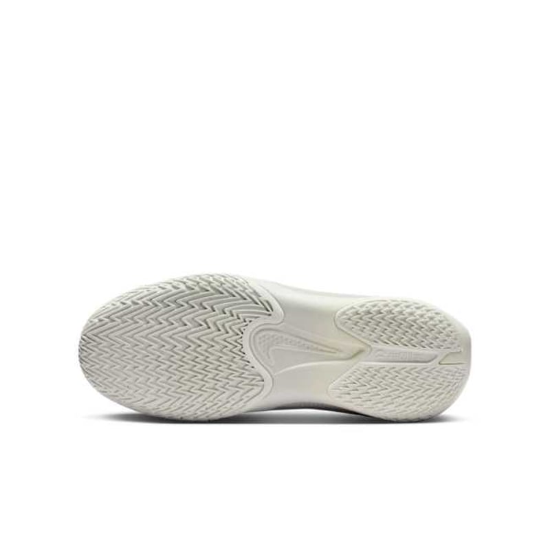 Nike G.T. Cut 3 FD7033-104 02