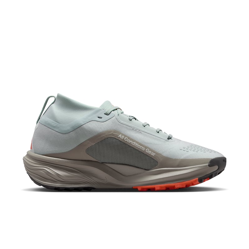 Nike ACG Pegasus GORE-TEX terrengløpesko "Light Silver & Light Army" | Dame | Utendørs | 03 | SPORTSHOWROOM