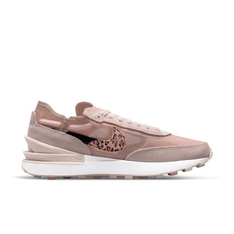 Nike Waffle One SE DJ9776-200 03