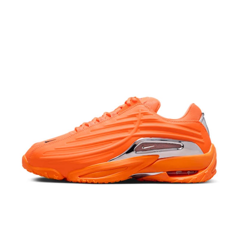 Nike NOCTA Hot Step 2 DZ7293-800 01