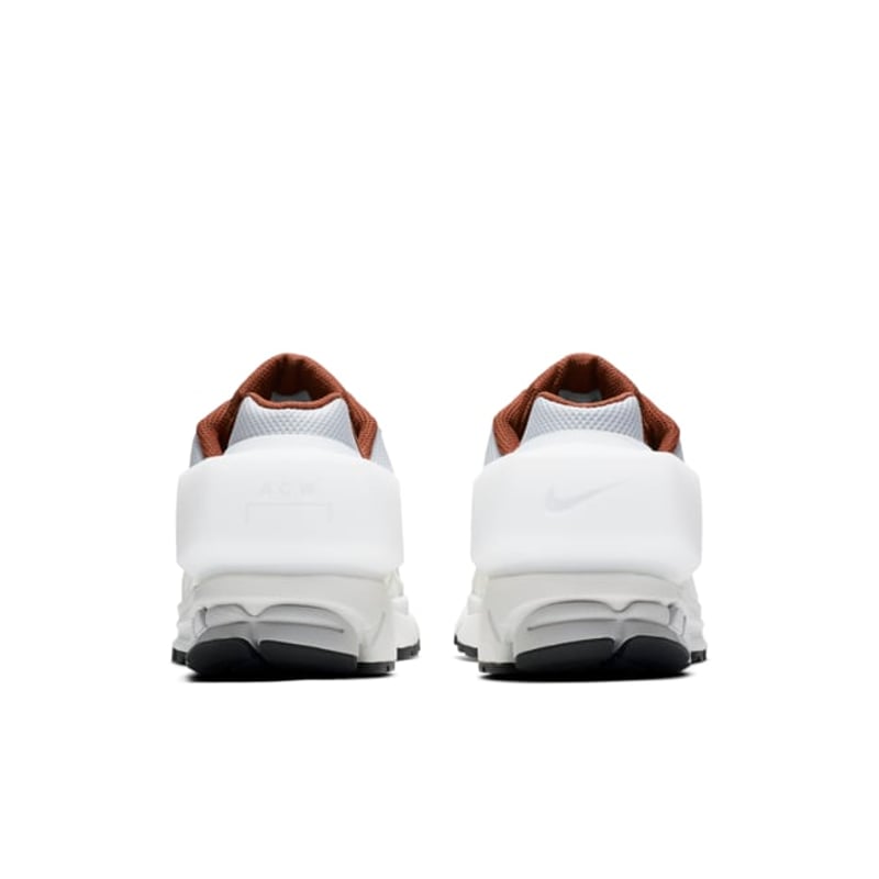 Nike Zoom Vomero 5 x A Cold Wall AT3152-100 06