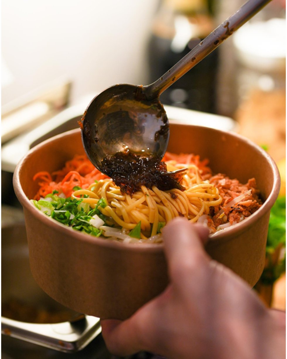 Lin's Veggie Dumplin' QDO44J4SHKC3H9BQA 01