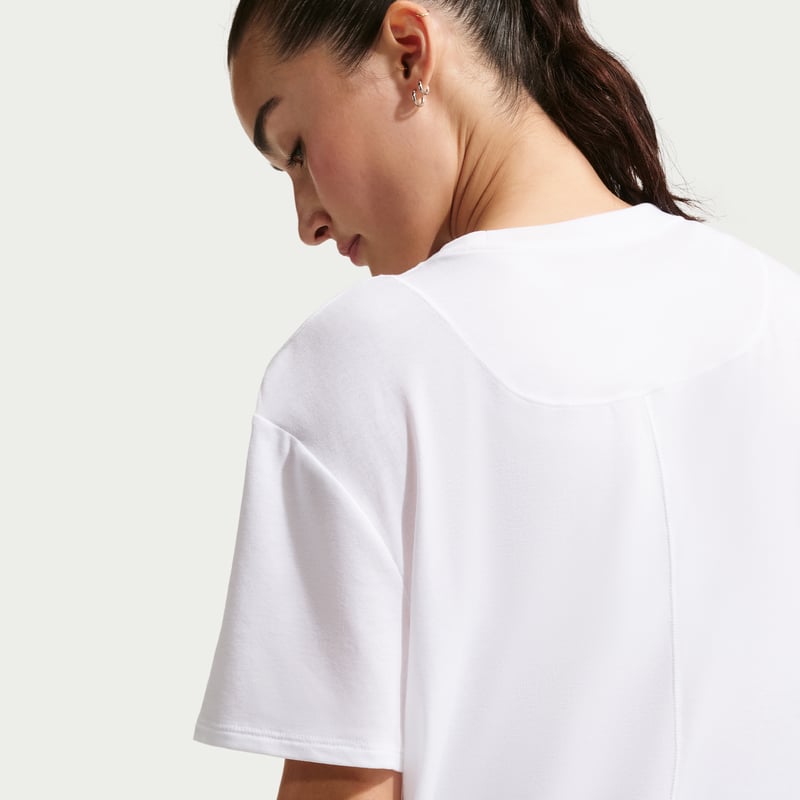 Nike One Relaxed Dri-FIT FN2814-101 02