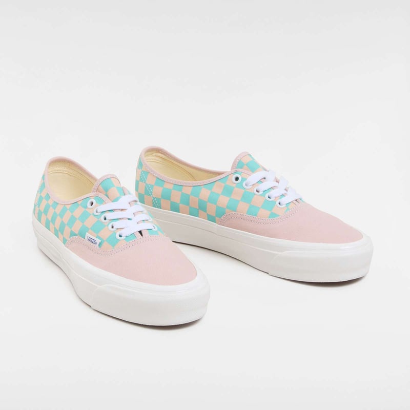Vans Premium Authentic VN000EBNO3N 02