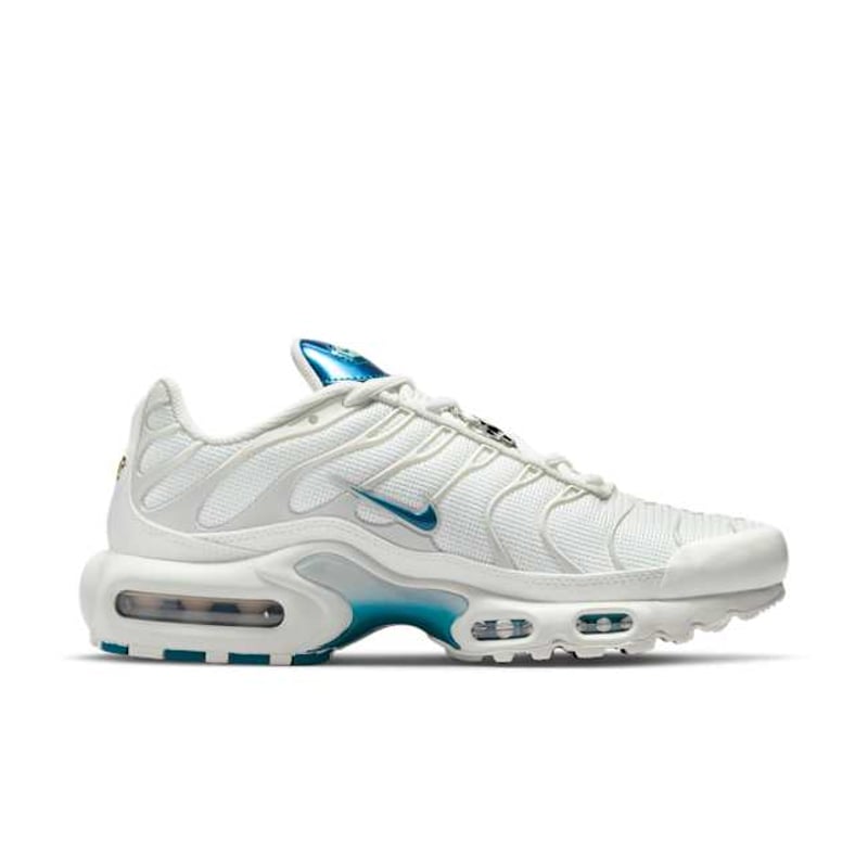 Nike Air Max Plus DR7853-100 03