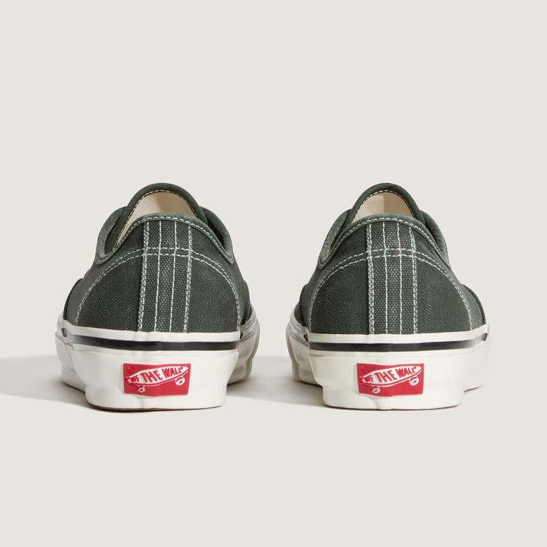 Vans Premium Authentic VN000EBNKEL 04