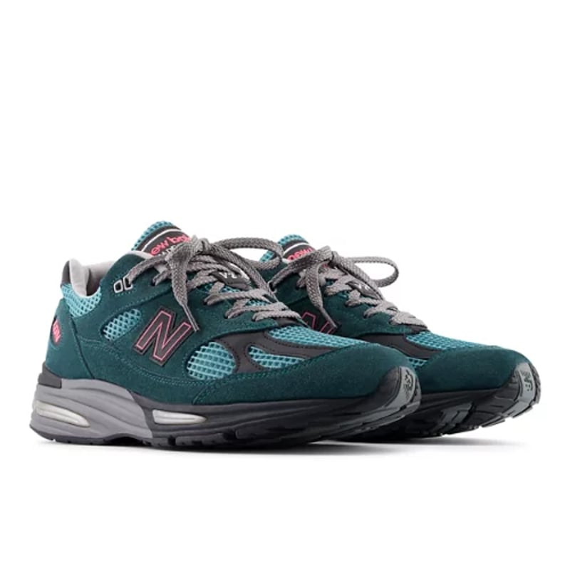 New Balance 991v2 Made in UK sneakerit "TCS London Marathon" | Miehet & Naiset | Sportstyle | 02 | SPORTSHOWROOM