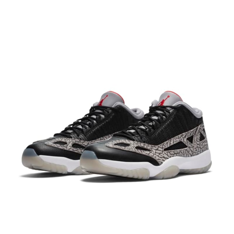 Jordan 11 Retro Low IE 919712-006 04