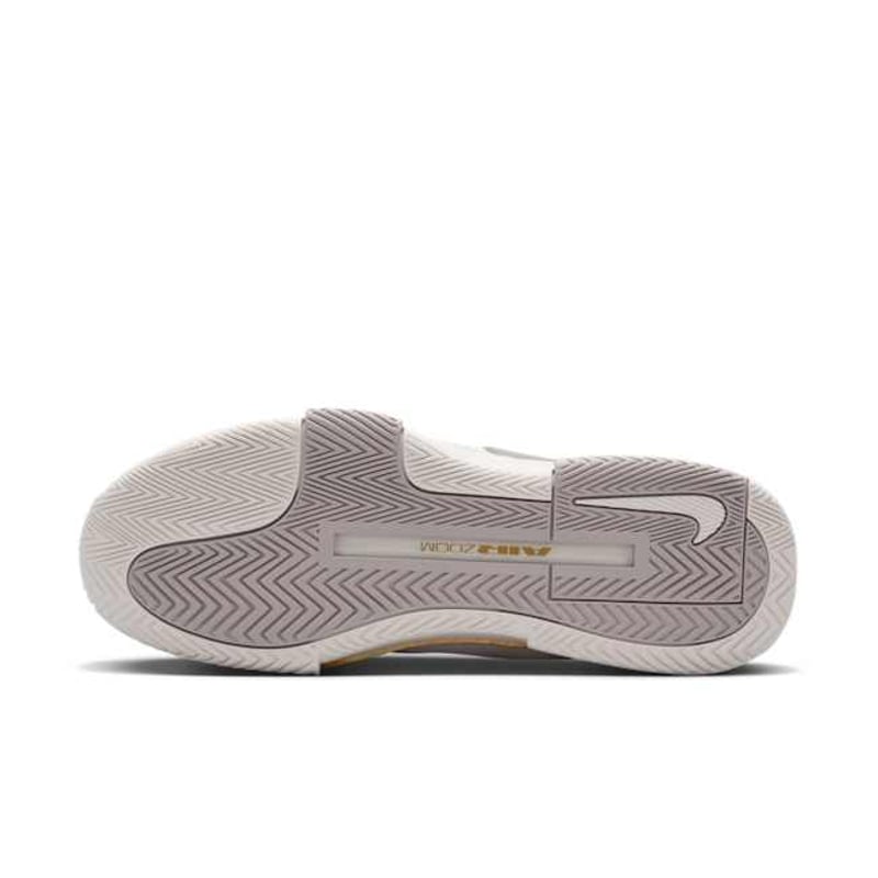 Nike GP Challenge 1 Premium FZ1244-001 02