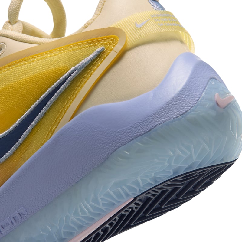 Nike HyperAce 3 SE volleyballsko "Coconut Milk & Hydrogen Blue" | Dame | Volleyball | 08 | SPORTSHOWROOM