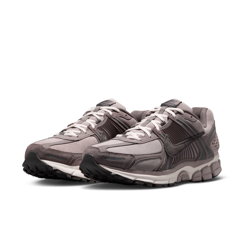 Nike Zoom Vomero 5 SE trainers "College Grey & Cave Stone" | Men | SportStyle | 04 | SPORTSHOWROOM