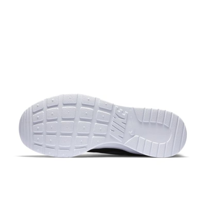 Nike Tanjun SE 844908-002 02