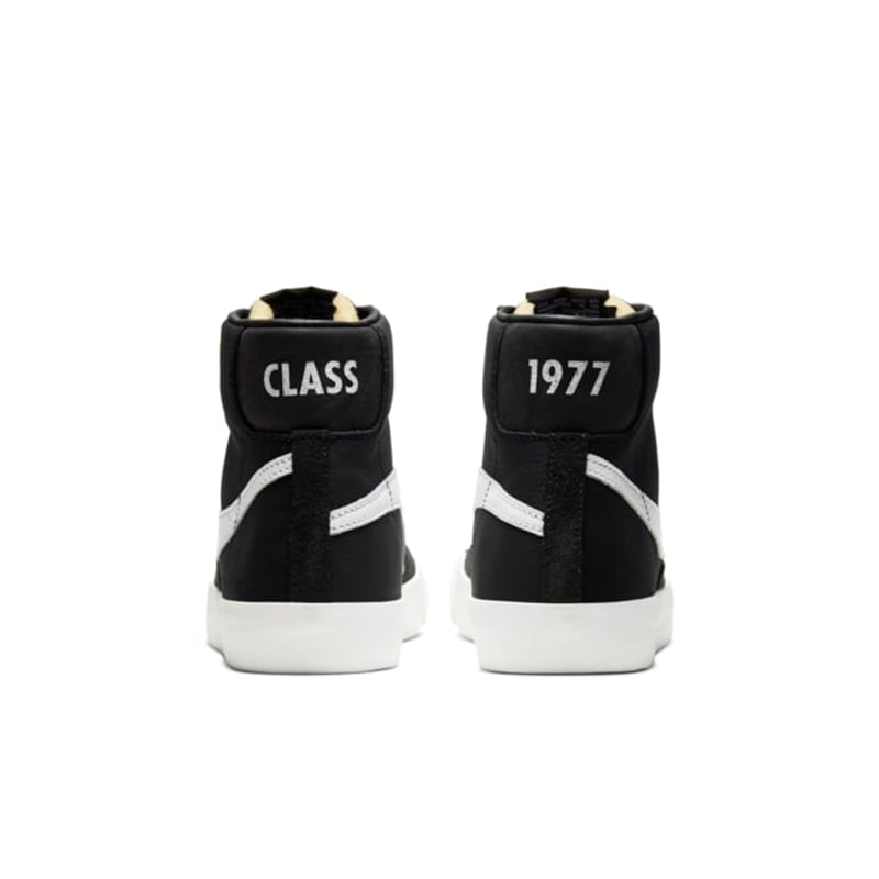 Class of 1977 nike best sale