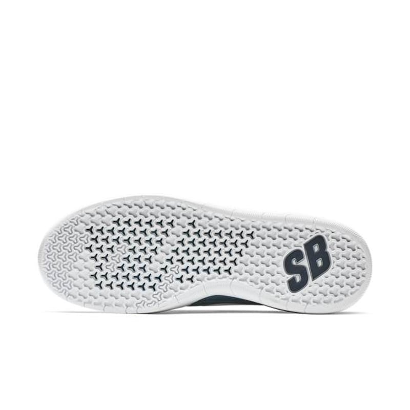 Nike SB Nyjah Free AA4272-400 02