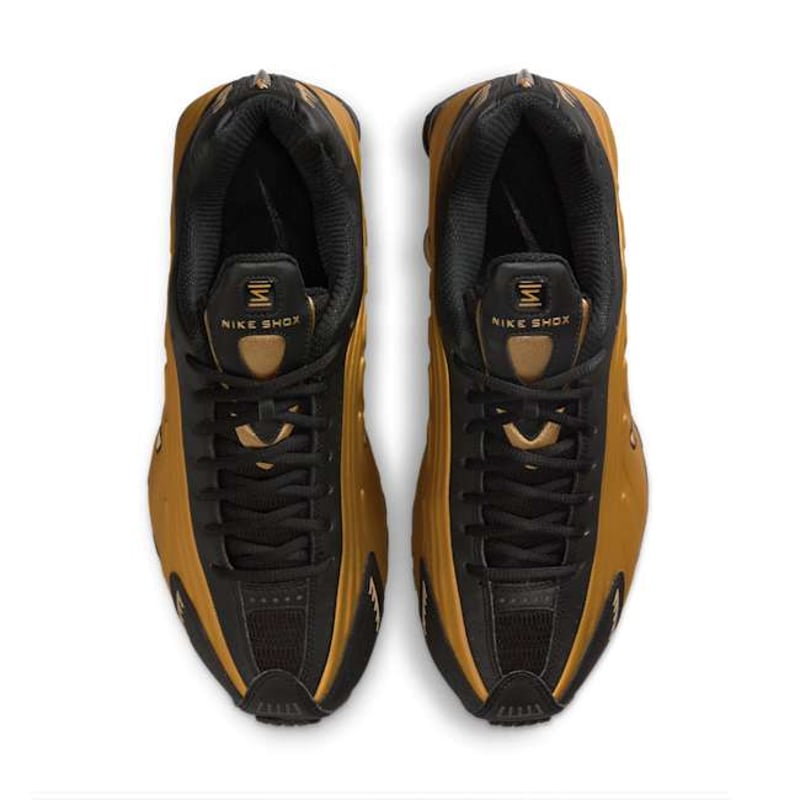 Nike Shox R4 HQ1988-700 04