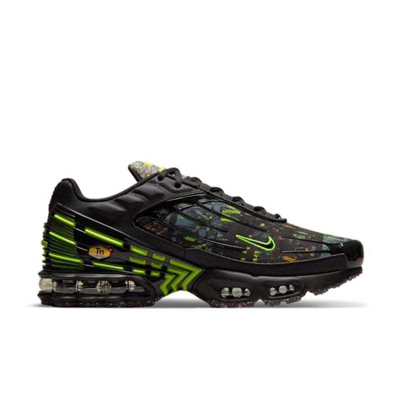 Nike Air Max Plus 3 DM9097-001 03