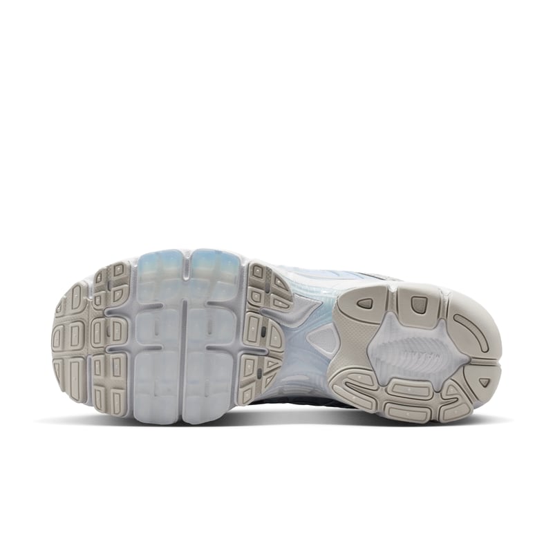 Nike Air Max Moto 2K trainers "White & Blue Tint" | Women | SportStyle | 02 | SPORTSHOWROOM