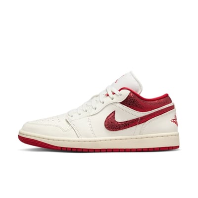 Jordan 1 Low HJ9338-106