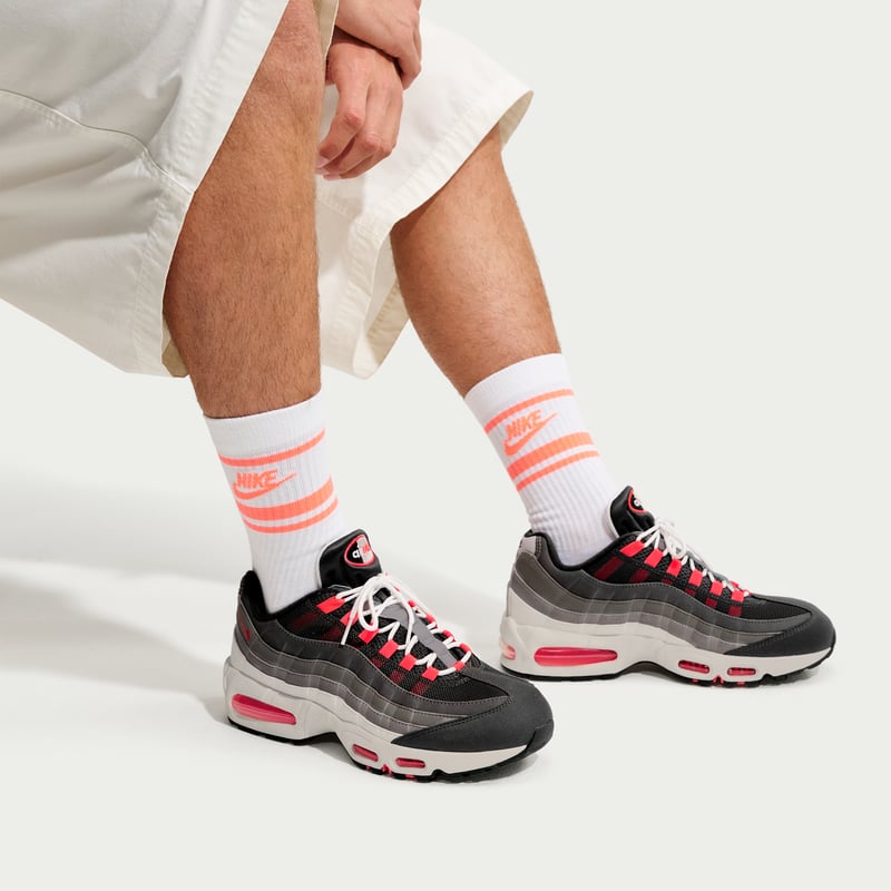 Nike Air Max 95 Big Bubble Premium trainers "Reverse Solar Red" | Men | SportStyle | 09 | SPORTSHOWROOM