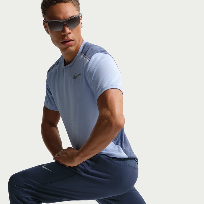 Nike Stride Dri-FIT Knit HV4546-410 04