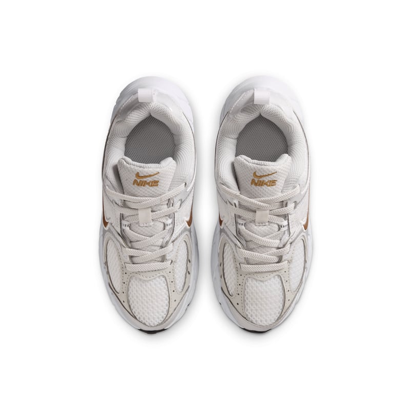 Nike V5 RNR HQ6412-104 04