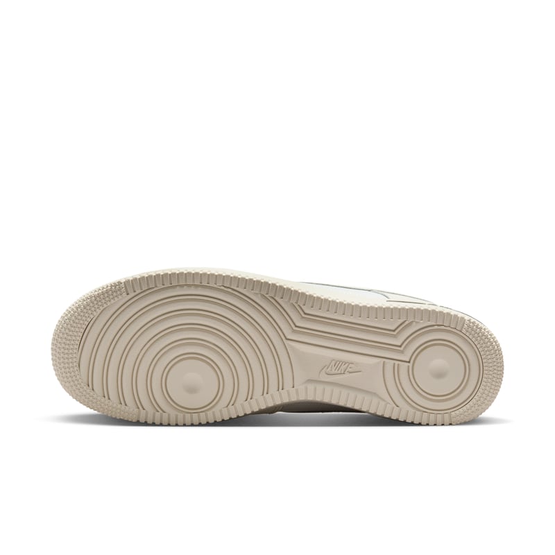 Nike Air Force 1 '07 LV8 IM6002-030 02