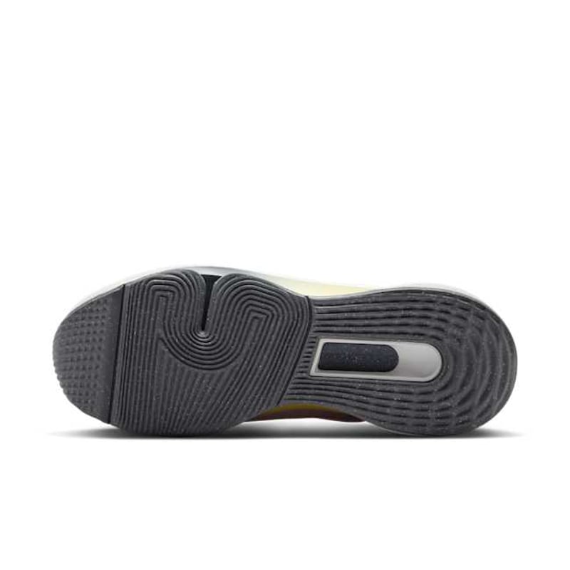 Nike Versair DZ3547-003 03