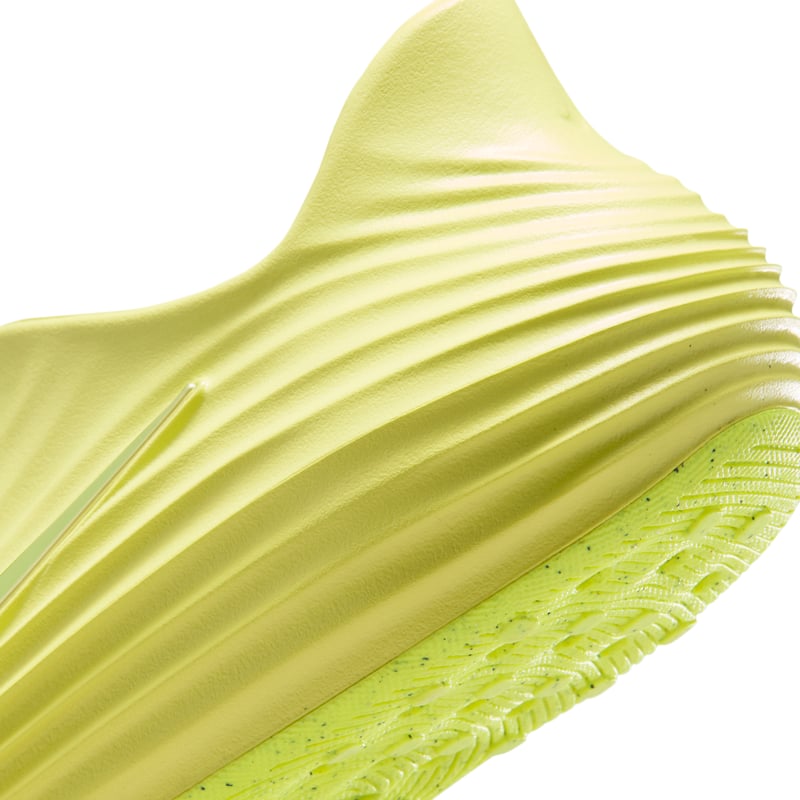 Nike ReactX Rejuven8 sneakers "Light Lemon Twist" | Dames | Sportstyle | 08 | SPORTSHOWROOM