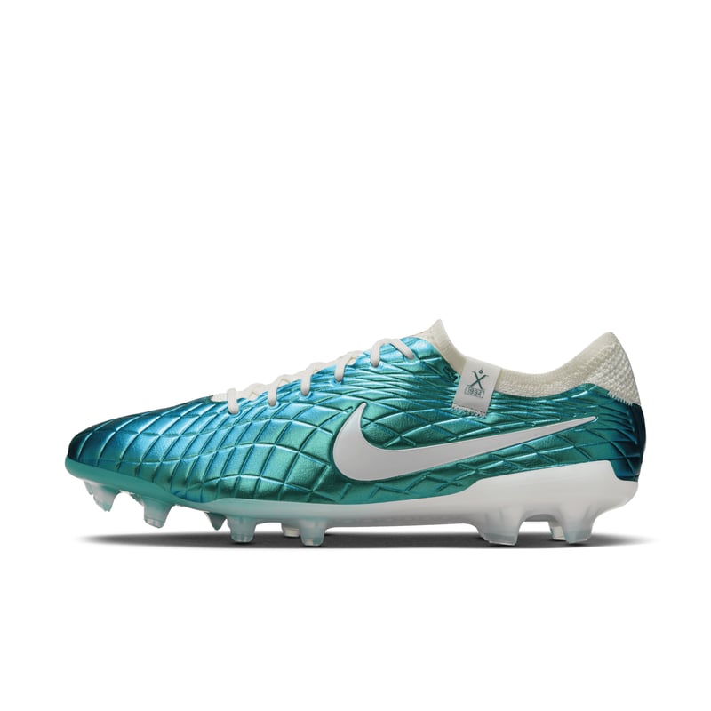 Nike Tiempo Legend 10 Elite FG FQ3247-300 01