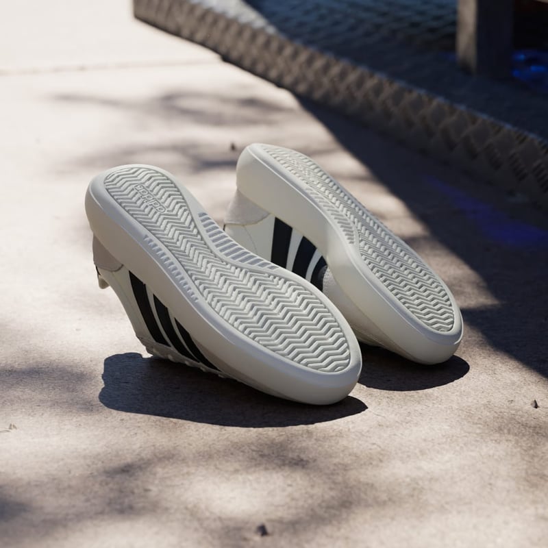 adidas Barreda Decode JR3531 04