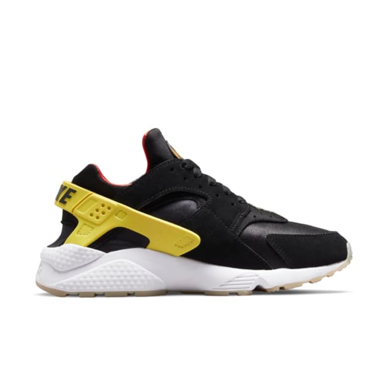 Nike Air Huarache DO5873-001 03