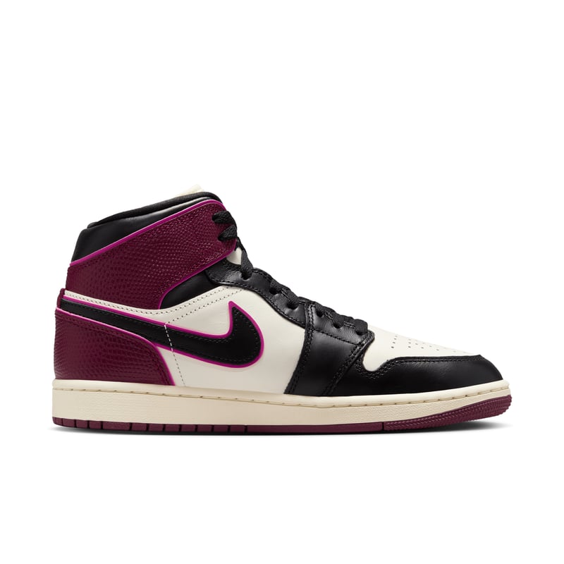 Jordan 1 Mid SE FQ7818-101 03