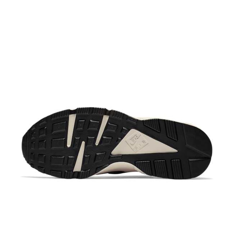 Nike Air Huarache Premium 704830-016 02