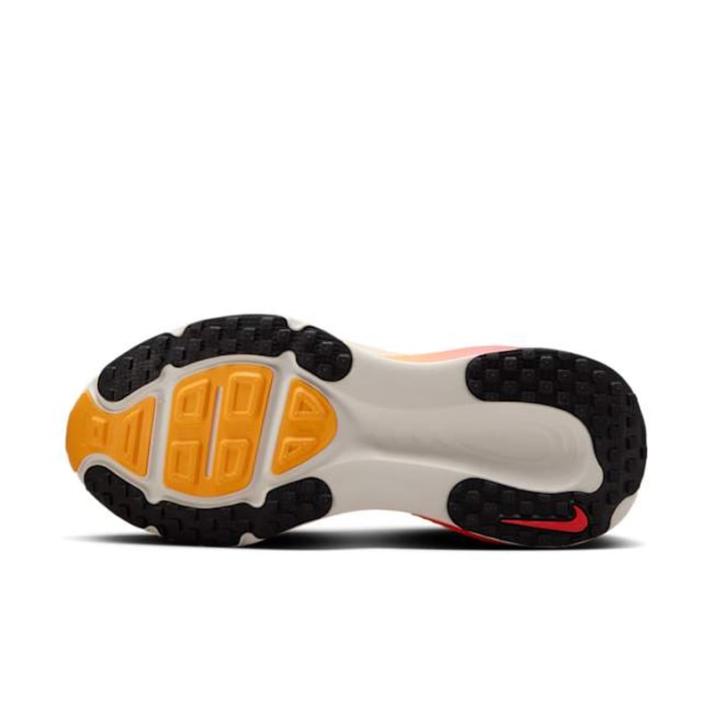 Nike Vomero 18 HM6804-100 02
