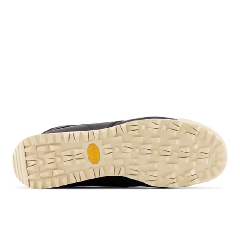 New Balance Rainier URAINAL 04