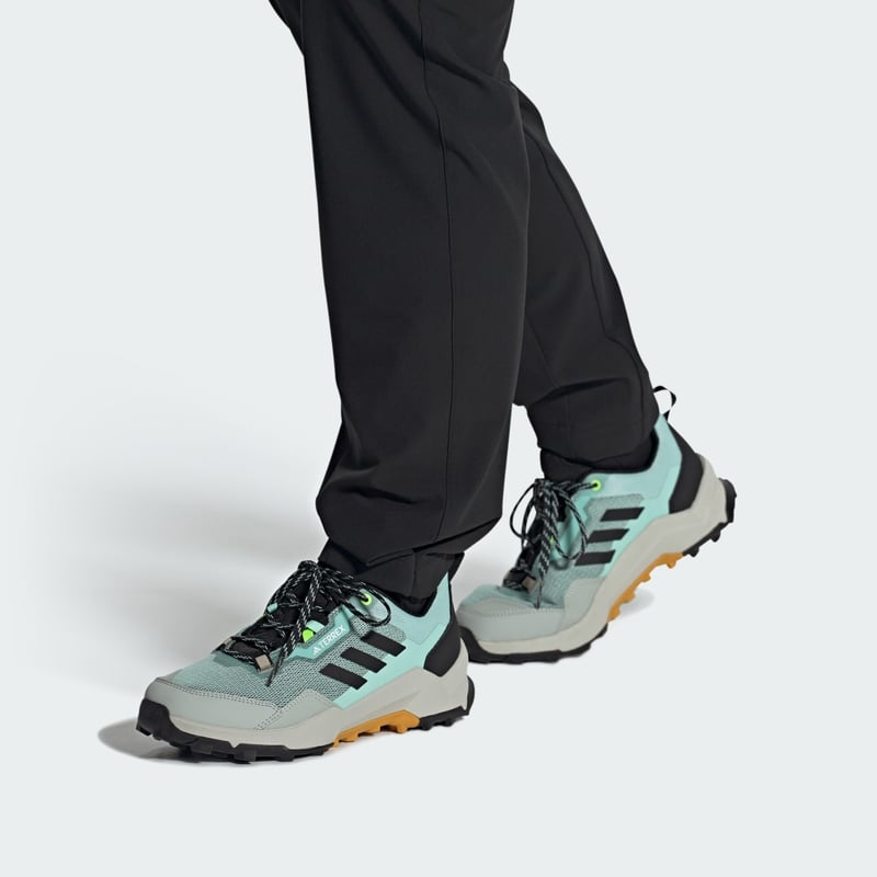 adidas Terrex AX4 IF4870 01